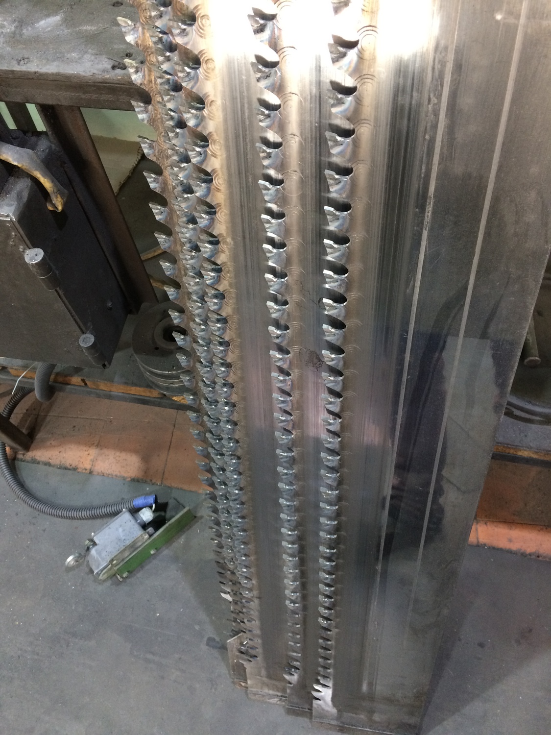 вальцевание,правка пилы для пилорамы р-63 