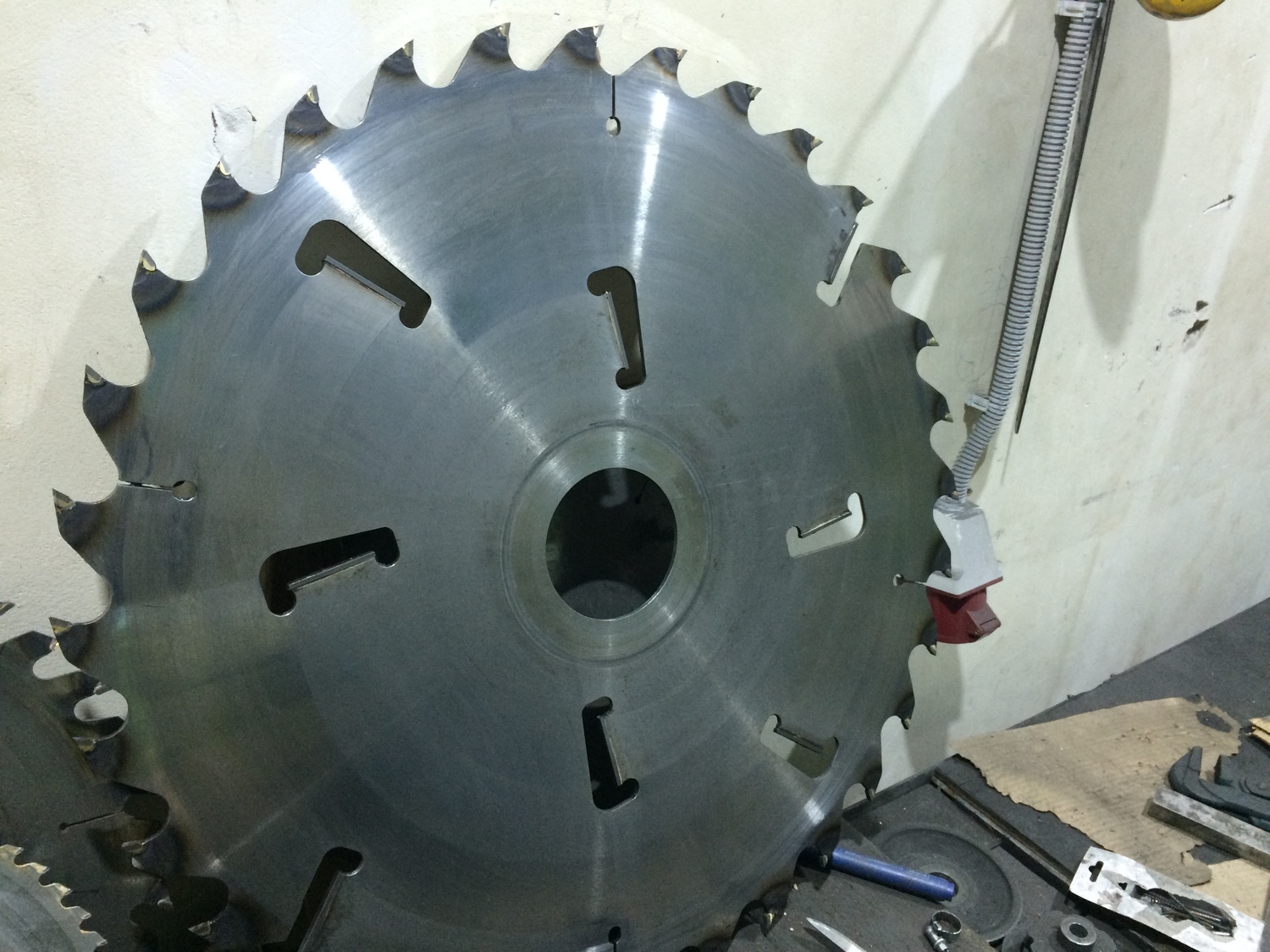 ремонт дисковой пилы 650*4.0*5.0*36ксr10(32) 
